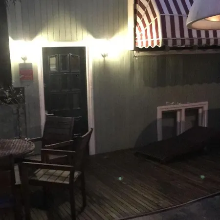 Houseboat By The Mill With Jacuzzi And Sauna Amsterdam